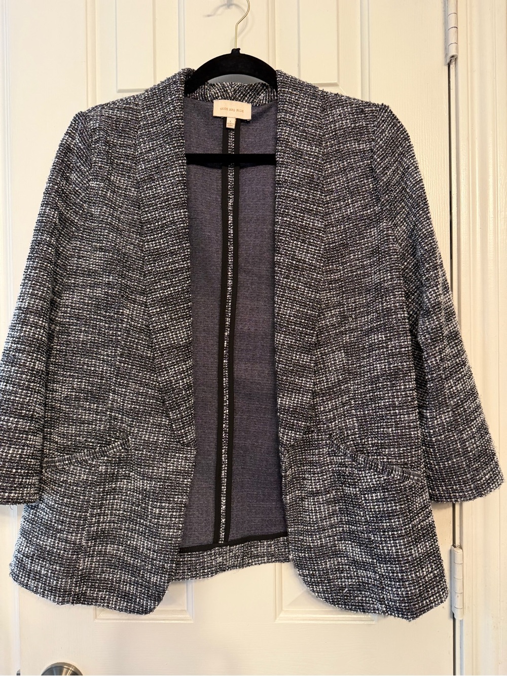 Skies Are Blue Black, Gray & White Textured Open-Front Blazer